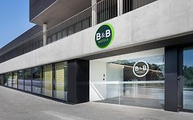 B&B HOTEL Guimarães